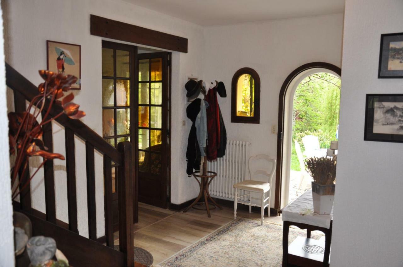 Chez Cyril Et Vi *