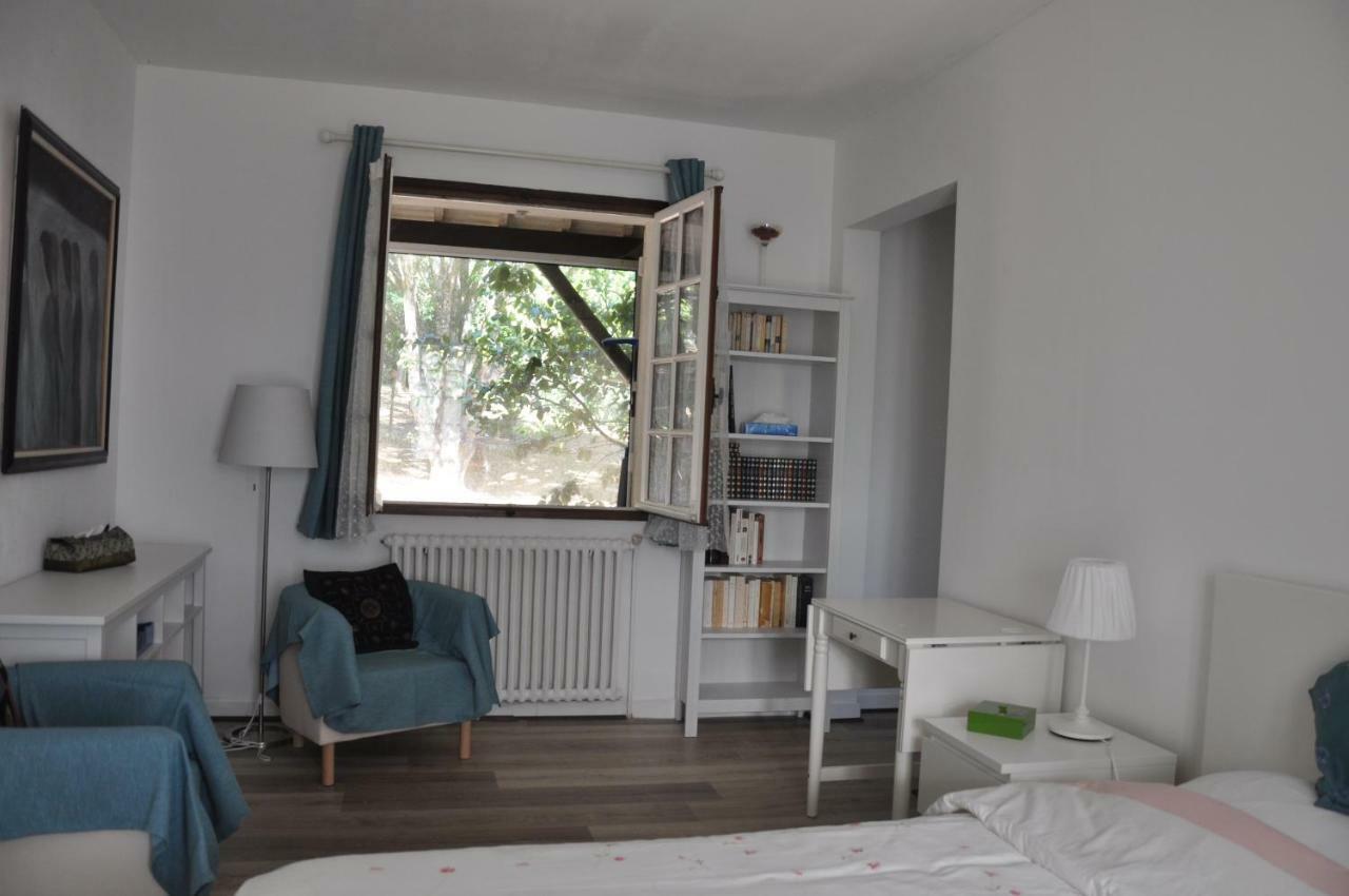 Chez Cyril Et Vi *